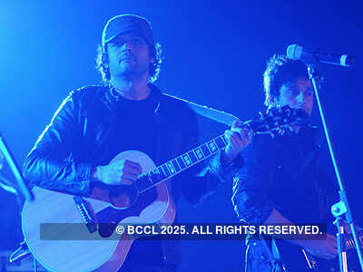 Strings performs at TOI Pune Festival