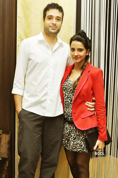 Danish Aslam, Shruti Seth