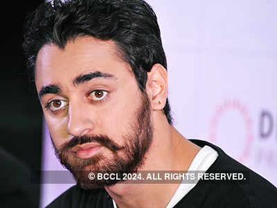 Imran Khan Talks To The Media During The Promotion Of His Film Ek Main Aur Ekk Tu In Ahmedabad On February 03 2012