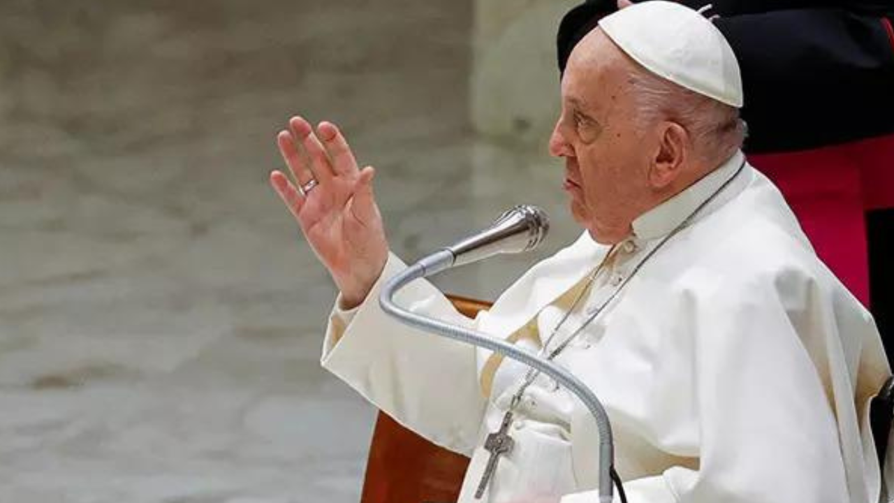 Pope Francis in critical condition but confident in recovery, global prayers continue