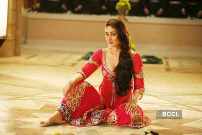Kareena Kapoor's mujra act