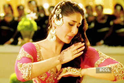 Kareena Kapoor's mujra act