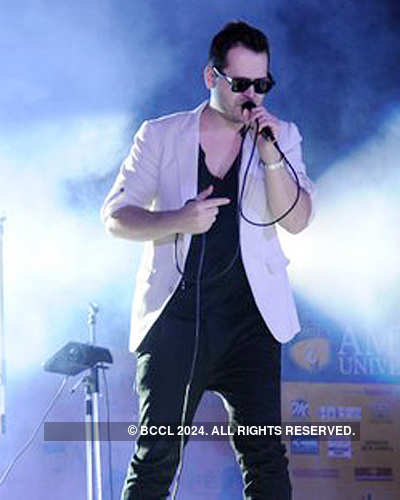 Edward Maya performs @ Amity's fest