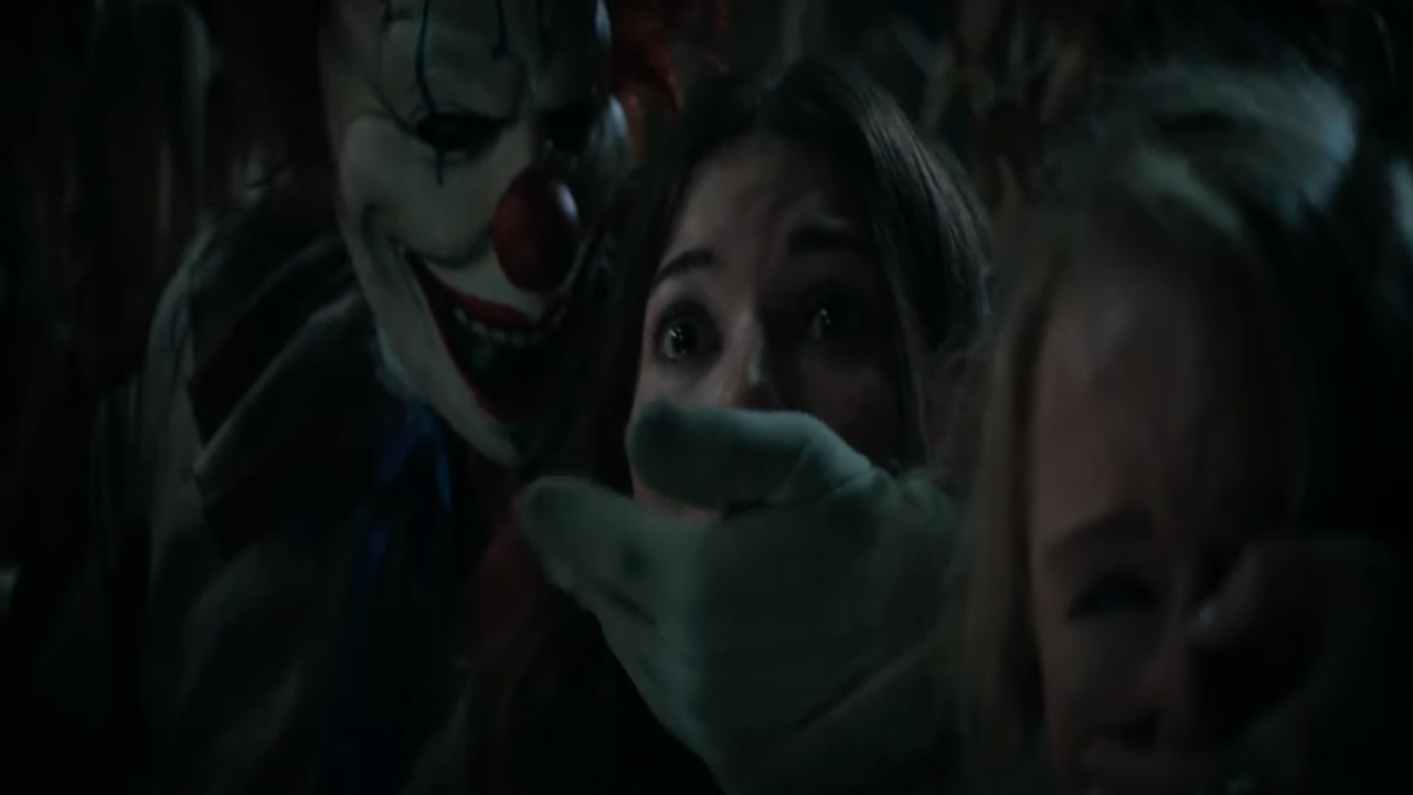 clown B