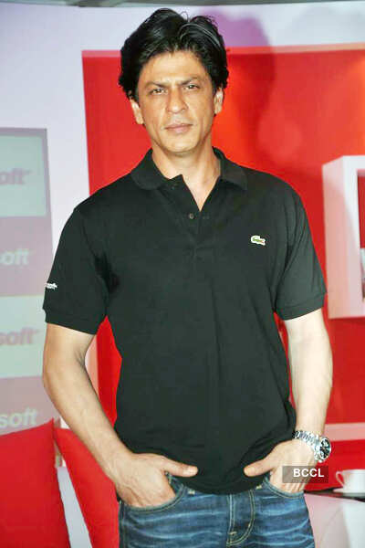 SRK meets 'Microsoft-Don 2' winners