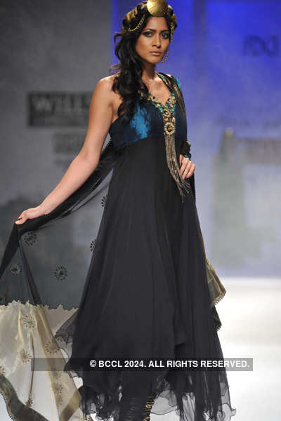 WIFW '12: Day 2: Dhruv and Pallavi 