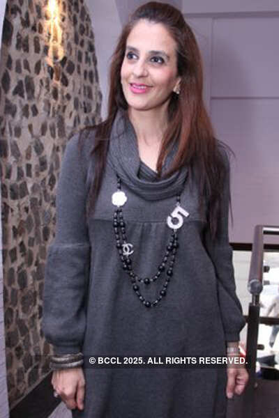 Celebs at Khan Chacha outlet launch