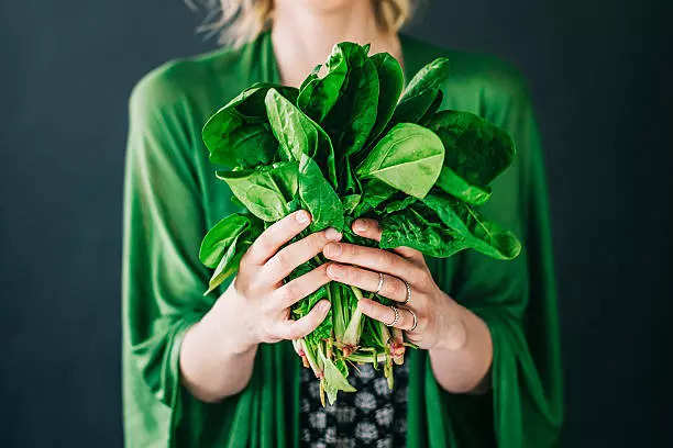 How to use Spinach or Palak for hair growth