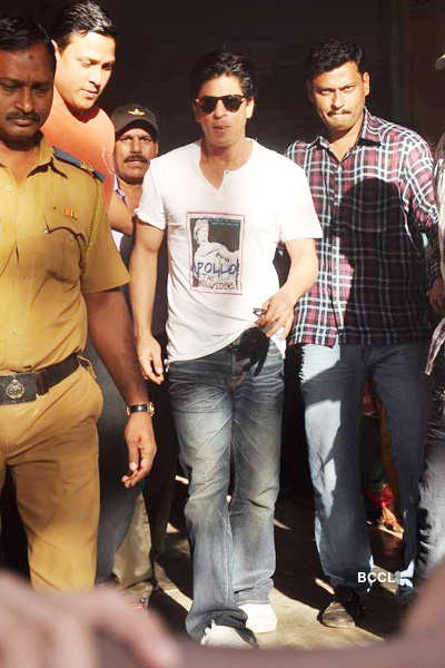 Celebs vote for BMC elections '12