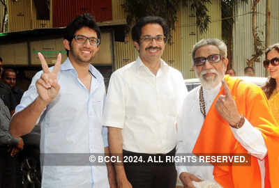 Celebs vote for BMC elections '12