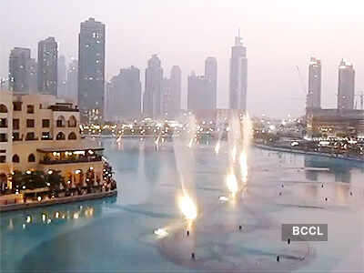 Dubai Fountain dances to Whitney's song!