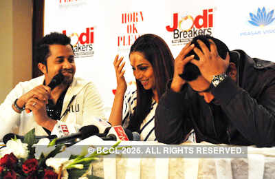 Bipas @ 'Jodi Breakers' promotion