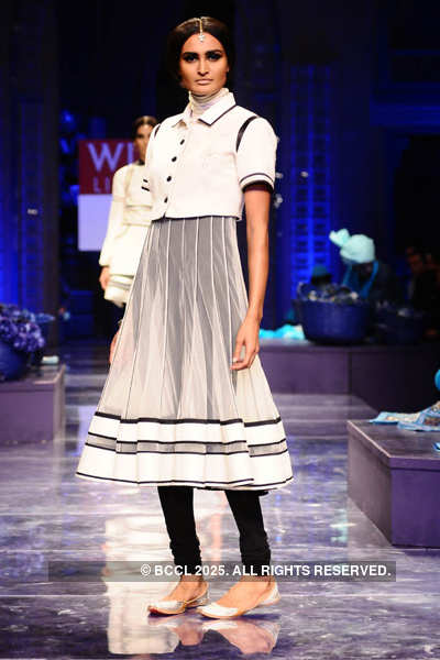 WIFW '12: Grand Finale: JJ Valaya