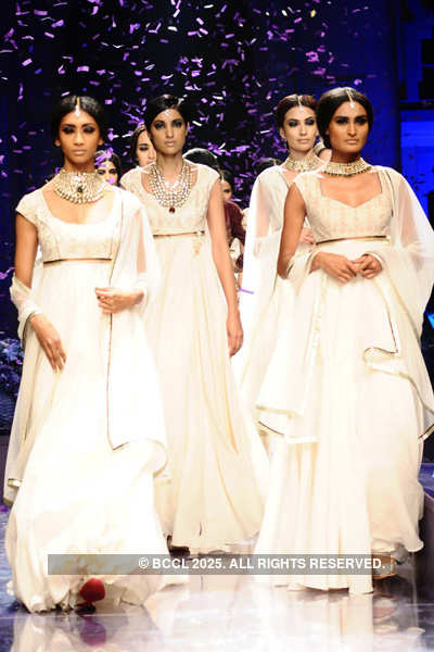 WIFW '12: Grand Finale: JJ Valaya