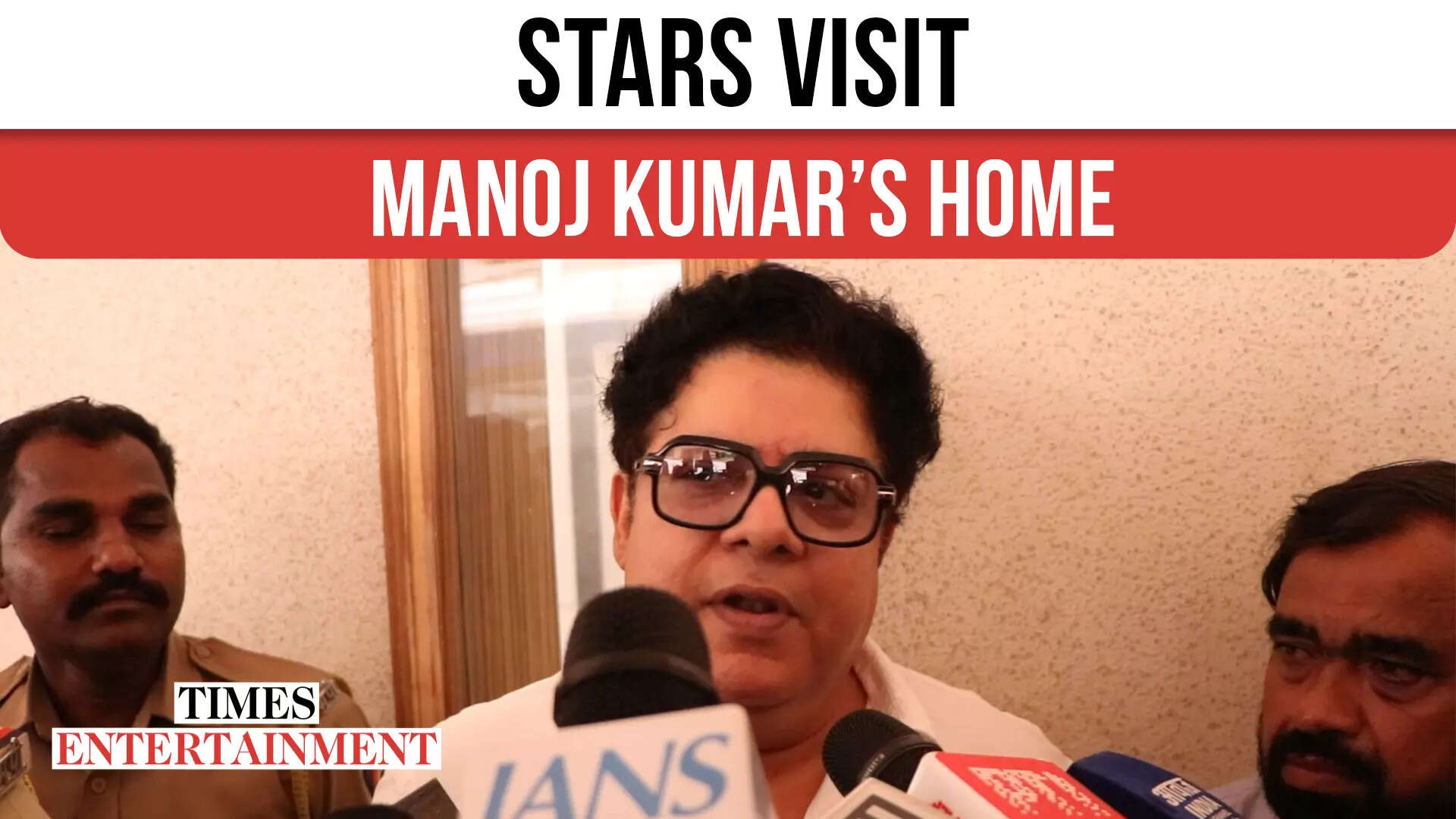 Stars Visit Manoj Kumar’s Home