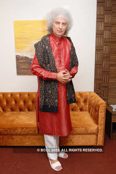 Pt Shivkumar Sharma's photo shoot