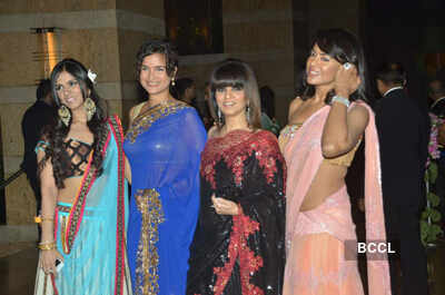 Vashu Bhagnani's daughter sangeet bash