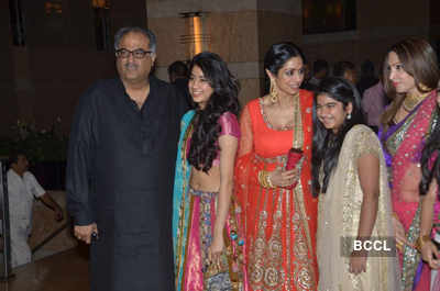 Abhishek Bachchan, Aishwarya Rai Bachchan & Sridevi grace Manish Malhotra's  birthday bash