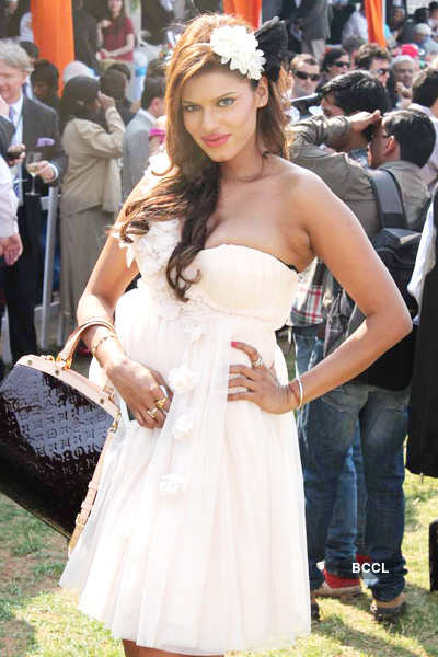 Celebs @ Poonawalla's 'Multi-Million' race