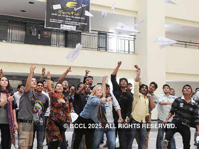 World paper plane contest