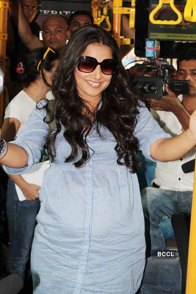 'Pregnant' Vidya Balan travels on bus