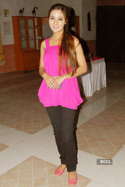 'Jamuna Paar' cast get together