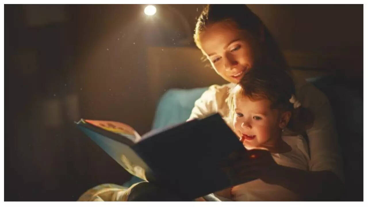 बच्चों को पालने के लिए सर्वश्रेष्ठ युक्तियों के साथ 5 अनन्त पुस्तकें