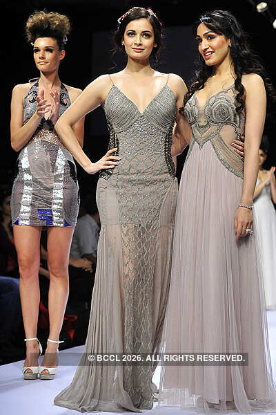 LFW' 12: Day 1: Khushali Kumar