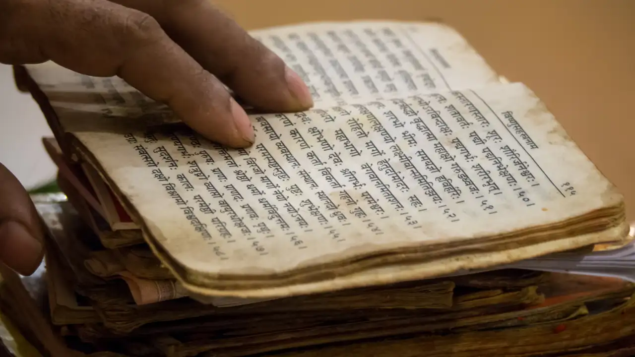 प्राचीन हिंदू ग्रंथों से 6 रहस्य जो लोगों की वास्तविकता की धारणा को बदलते हैं