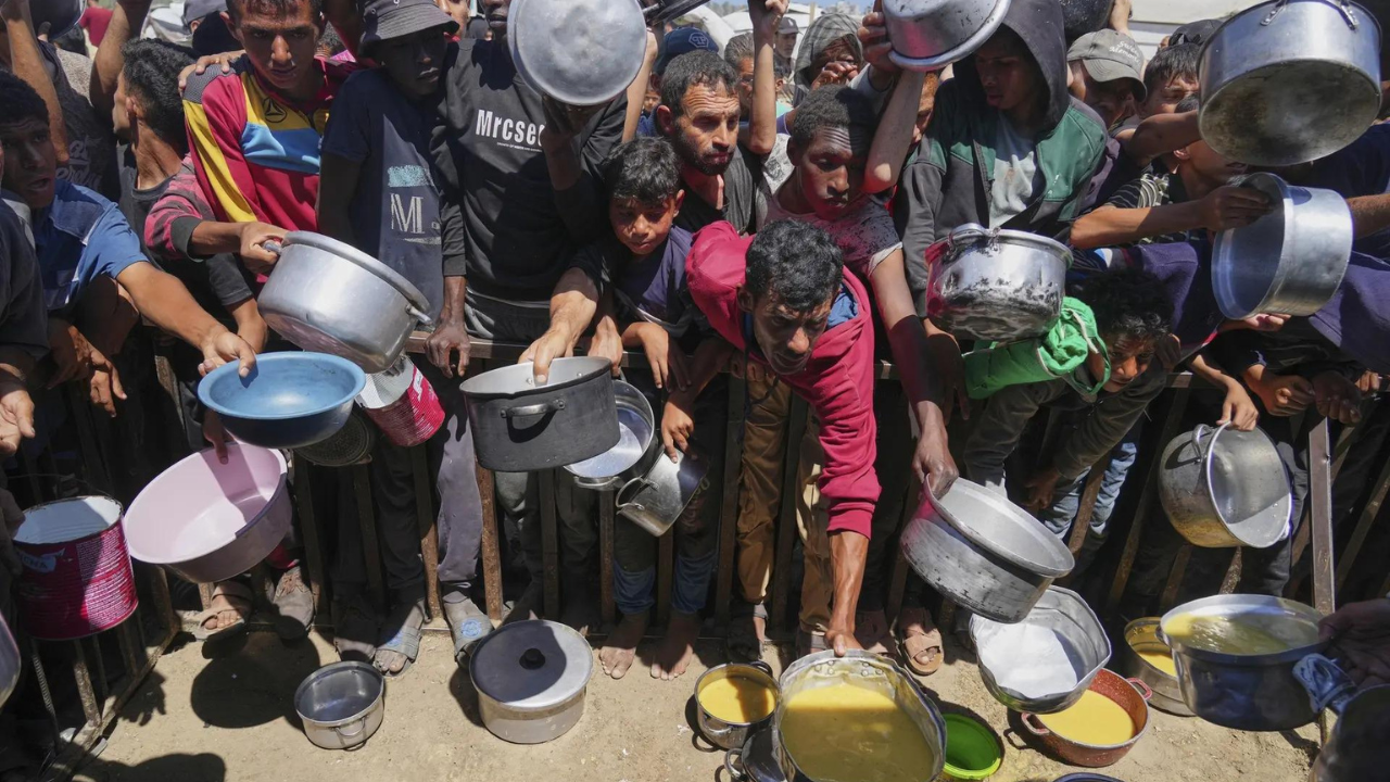 Amid airstrikes and gunfire, US backed aid plan launches in Gaza