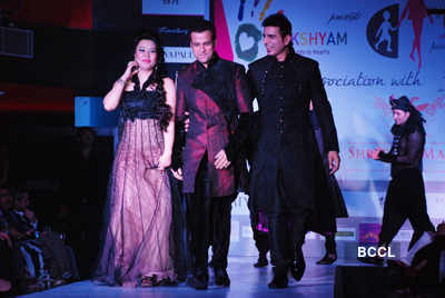 Rohit Roy walks for a noble cause