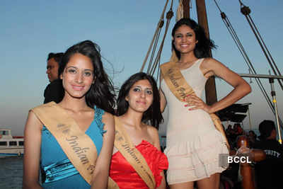 'Indian Princess 2012' finalists party