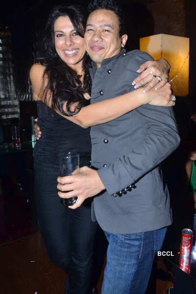 Kimaya hosts Neeta Lulla b'day party 