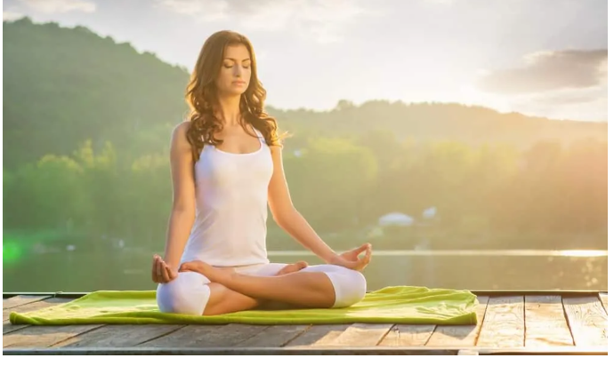 5 Yoga Asanas for Natural Skin Glow and Health