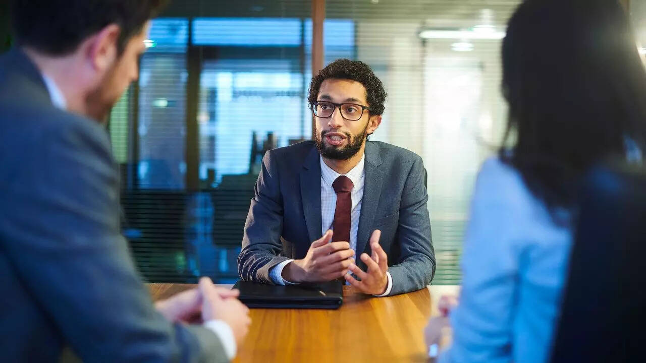 7 simple habits to stand out in interviews (without sounding scripted)