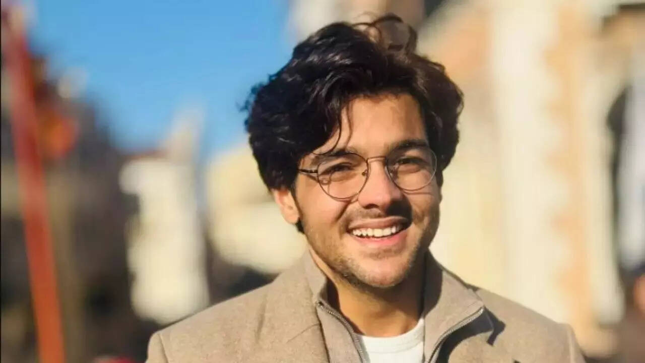 The Shah Rukh Khan moment that changed Ashish Chanchlani’s life: 5 things he rigorously followed to lose 40 kilos in 6 months