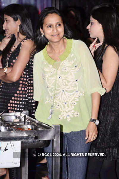 Roma Bhalla's b'day party