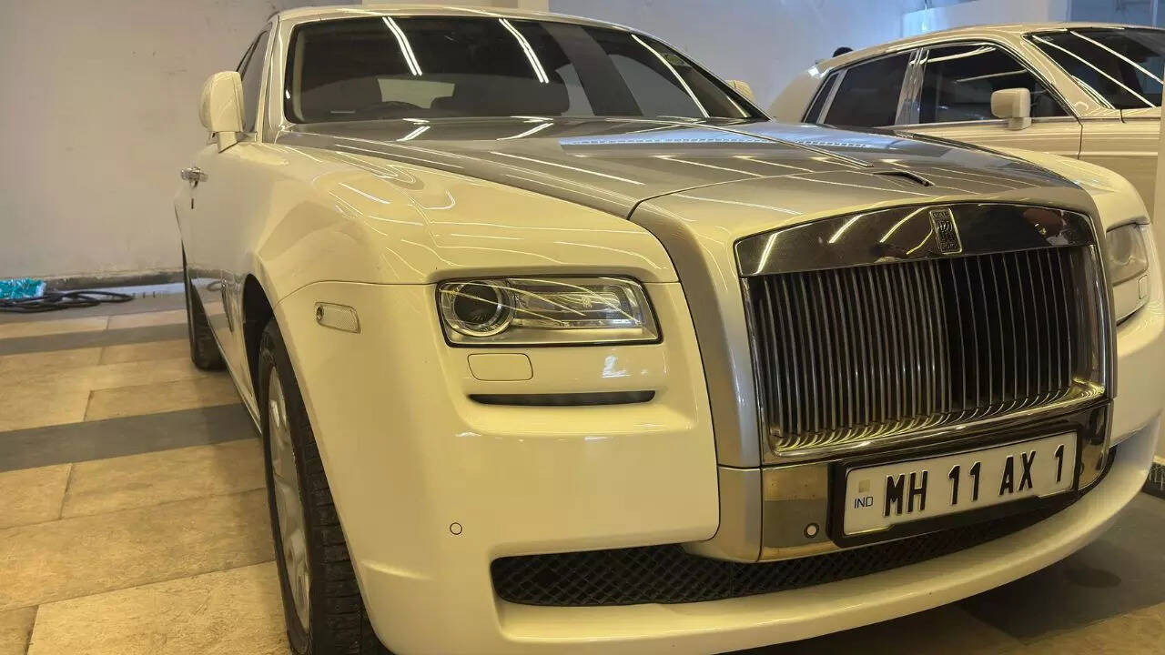 From Bollywood glitter to RTO trouble: KGF Babu’s celebrity cars spark ...