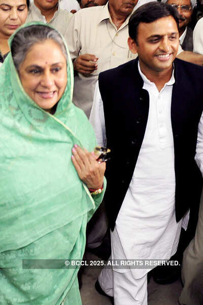 Jaya Bachchan back in Mulayam camp