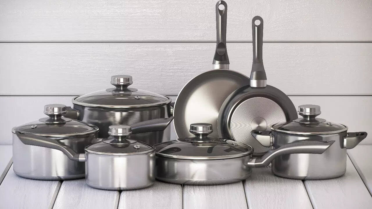 How to Clean Pots Without Chemicals: Easy Natural Hacks That Work