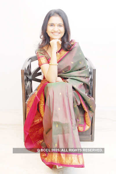 Amruta Subhash's photo shoot