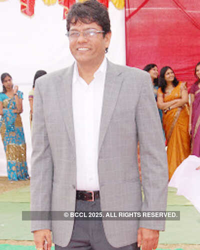 Shri Shantilal Badjate gets felicitated