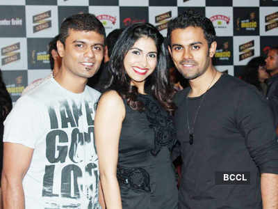 Mirchi Awards' 12 - Red Carpet