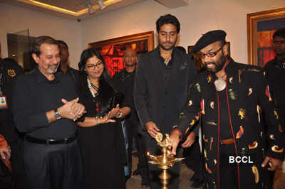 Abhishek at Paresh Maity's art event