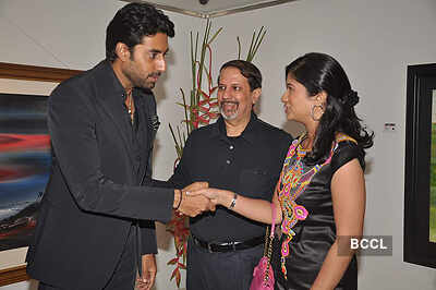 Abhishek at Paresh Maity's art event