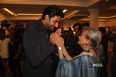 Abhishek at Paresh Maity's art event