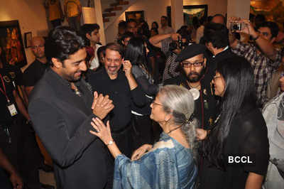 Abhishek at Paresh Maity's art event