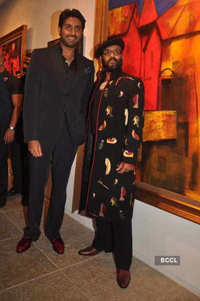 Abhishek at Paresh Maity's art event