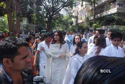 Celebs at Mona Kapoor's funeral