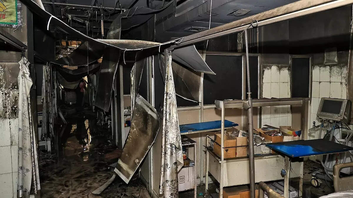 Jaipur Hospital Tragedy: Doctors, Compounders Fled Amid ICU Blaze; CM Reviews Crisis